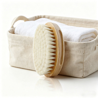 Brosse corporelle ovale en bois de hêtre naturel, poils de chèvre doux, exfoliante, avec manche en bois, masseur capillaire, pour le bain et le spa des bébés