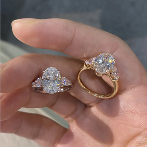 Anillo de tres piedras de corte ovalado con certificado IGI Diamantes cultivados en laboratorio 14K 18K Anillos de compromiso de oro <span class=keywords><strong>s</strong></span>ólido Laboratorio CVD Joyería de diamantes - Product Image 6