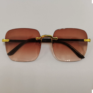 Occhiali lucidi senza montatura con taglio a bordo, 3 pezzi, con stile alla moda e riflessi di vetro, di tendenza, adatti per feste N2605041 - Product Image 2