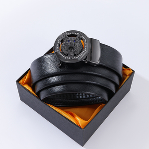 Cinturón de Cuero Vacuno de Alta Calidad para Hombre con Hebilla de Aleación, <span class=keywords><strong>Regalo</strong></span> Perfecto para el Uso Diario de Hombres a la Moda - Product Image 1