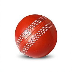 Pelota de Cricket Clásica de PU Roja con Costuras Tradicionales, Duradera para Práctica de Cricket, Pelotas Duras al por Mayor para Entrenamiento y Torneos de Cricket - Product Image 1