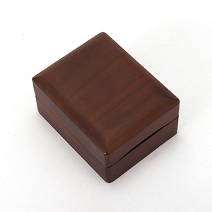 Boîte à bijoux en bois avec crochets de collier Boîte à bijoux en bois Boîte à bijoux en bois uni Adelaide - Product Image 5