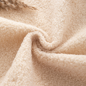Tela de Felpa de Peso Medio, 280 Gsm, Tejido de Punto con Acabado de Gamuza, Liso, para Sofás - Product Image 1