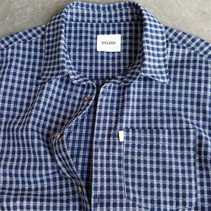 Chemises streetwear tendance, chemise à carreaux bleu vichy à manches courtes avec poche poitrine, chemise boutonnée personnalisée, fabricant - Product Image 2