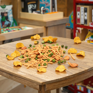 Bandes de <span class=keywords><strong>crevettes</strong></span> frites croustillantes chinoises Offre Spéciale prêtes à manger en vrac mélange de collations sac emballage doux goût épicé faible en <span class=keywords><strong>calories</strong></span> en gros - Product Image 6