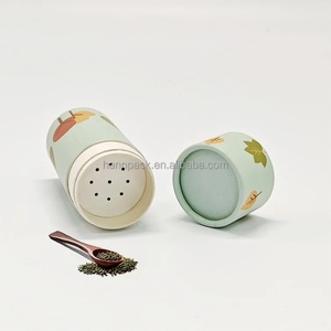 Emballage en tube de papier kraft biodégradable de qualité alimentaire avec tamis pour épices en poudre, design personnalisé - Product Image 1