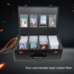 Estuche <span class=keywords><strong>de</strong></span> aluminio personalizado para tarjetas <span class=keywords><strong>Caja</strong></span> <span class=keywords><strong>de</strong></span> almacenamiento <span class=keywords><strong>de</strong></span> fibra <span class=keywords><strong>de</strong></span> carbono <span class=keywords><strong>Caja</strong></span> <span class=keywords><strong>de</strong></span> colección <span class=keywords><strong>de</strong></span> tarjetas deportivas para PSA y <span class=keywords><strong>BGS</strong></span> con asa y cerradura <span class=keywords><strong>de</strong></span> combinación - Product Image 3