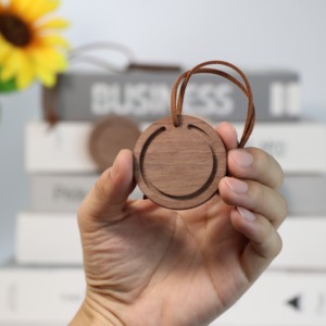 <strong>Mini</strong> Fragrance <strong>Diffuser</strong> Natural Solid Wood Long-lasting Fragrance Suitable for Car Pendant Decoration Essential <strong>Oil</strong> <strong>Diffuser</strong> - Product Image 1