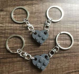 Meilleures ventes - Ensemble de porte-clés en forme de cœur pour couple, compatible avec les briques Lego, porte-clés en forme de cœur assorti pour les meilleurs amis, cadeau pour lui et pour elle, RTS - Product Image 4