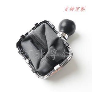 Housse de pommeau de levier de vitesse en cuir pour Volkswagen Polo, personnalisable, lavable, adaptable - Product Image 1