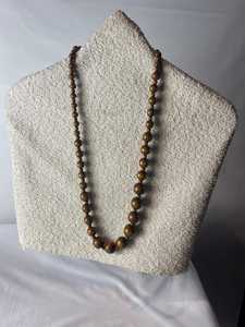 Colliers en bois faits à la main, confectionnés à partir de perles de bois naturel lisses, conçus pour un usage décontracté, ethnique et quotidien - Product Image 4