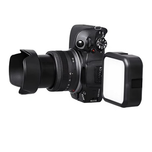 Appareil photo numérique hybride d'entrée de gamme R100 avec objectif 18-45 mm et stabilisation d'image par déplacement de la lentille - Product Image 2
