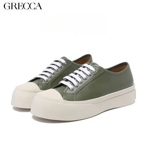 All'ingrosso nuove scarpe alla moda Color caramella da <span class=keywords><strong>donna</strong></span> <span class=keywords><strong>basse</strong></span> con lacci spessi scarpe da ginnastica sportive piatte scarpe Casual da <span class=keywords><strong>donna</strong></span> - Product Image 4