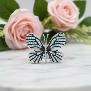 Anello Elastico a Farfalla Placcato Oro con Cristalli AB Blu, Gioiello da Festa per Donne, Stile Romantico - Product Image 2