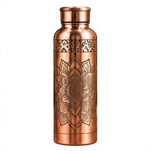 Botella de Agua Moderna de Cobre con Diseño de Mandala, Estilo Bohemio, Portátil para Viajes - Product Image 1