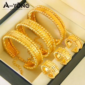 Ayong đồ trang sức thời trang <span class=keywords><strong>Bangle</strong></span> Nhẫn bộ sang trọng <span class=keywords><strong>Dubai</strong></span> 21K mạ vàng mở Vàng Hạt trang sức Bộ cho phụ nữ Wedding party - Product Image 3