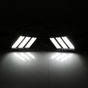 Voiture LED Feux de jour Lumière Jaune Clignotants Fonction Étanche DRL Lampe Pour <span class=keywords><strong>Ford</strong></span> <span class=keywords><strong>Focus</strong></span> 3 Mk3 2015 2016 2017 2018 - Product Image 3