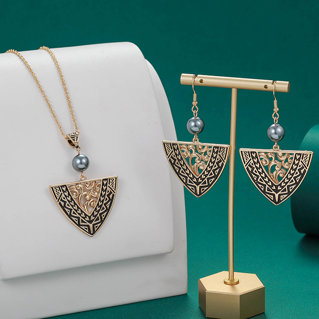 Necklace and Earrings Jewelry Set 14k Gold Plated Hawaiian Jewelry Wholesale Ladies