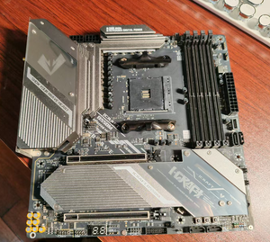 เมนบอร์ด Maxsun B550M Icarft มือสอง สำหรับเดสก์ท็อป ATX DDR4 128GB รองรับซ็อกเก็ต AM4 รองรับซีพียู AMD สำหรับการ์ดจอแยก 4 DDR4 - Product Image 1