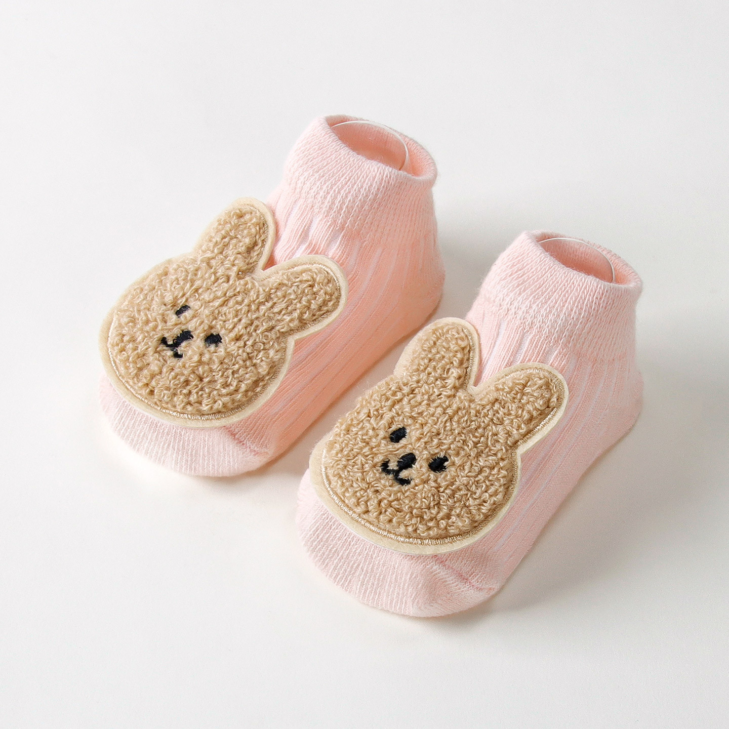 Lapin rose foncé