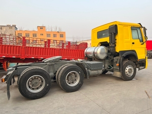 รถบรรทุกหัวลากมือสอง Sinotruk Euro2 ดีเซล 6x4 พวงมาลัยซ้าย HOWO 10 ล้อ รับน้ำหนัก 21-30 ตัน 371 แรงม้า กล้องมองหลัง 360 องศา - Product Image 4