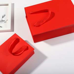 ถุงของขวัญกระดาษคราฟท์สีแดงขายส่งพร้อมหูหิ้วสำหรับงานแต่งงาน งานวันเกิด และการช้อปปิ้ง บรรจุภัณฑ์สวยหรู - Product Image 5