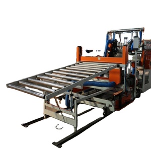 Ligne d'extrusion de <span class=keywords><strong>profil</strong></span>és <span class=keywords><strong>PVC</strong></span>/WPC entièrement automatique à double vis conique contrepoussée 55 kW 300-400 kg/<span class=keywords><strong>h</strong></span> avec contrôle PLC - Product Image 5