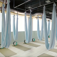 Hamac de yoga anti-gravité pour le fitness, hamac de yoga d'inversion en tissu tricoté en nylon pour améliorer la flexibilité et la force du tronc