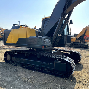 Excavadora Volvo EC210B Usada, Máquina de 21 Toneladas, Pocas Horas de Uso, Lista para Trabajar, Ideal para Uso Doméstico: Jardín, Granja y Proyectos - Product Image 3