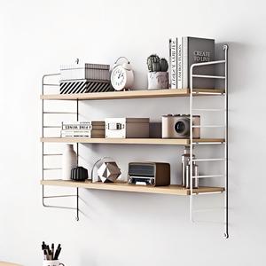 Nouvelle conception d'étagère <span class=keywords><strong>murale</strong></span> flottante à 3 niveaux <span class=keywords><strong>en</strong></span> <span class=keywords><strong>fer</strong></span> noir avec bois massif, utilisée pour la décoration intérieure de la maison et du bureau - Product Image 1
