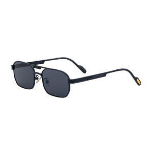 Gafas de Sol Cuadradas de Lujo para Hombre, Montura Metálica, Lentes Azules Polarizadas con Protección UV400, Gafas de Sol de Moda para Conducir y Viajar - Product Image 3