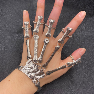 أزياء المرأة سلسلة اليد الجمجمة الأصابع سبيكة معدنية هيكل عظمي سوار الرقيق الدائري - Product Image 6
