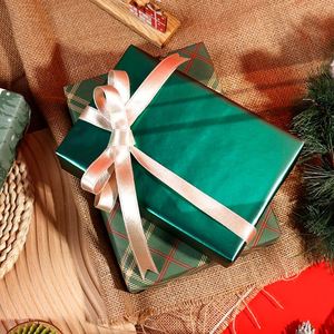 High Quality Wholesale 80g 43*300cm <b>Christmas</b> Green Packaging <b>Paper</b> Gift <b>Wrapping</b> <b>Paper</b> - Product Image 3