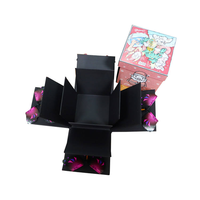 Boîte Cadeau Explosive Papillon Volant Motif Cœur - Jouets et Fleurs pour Célébrer les Femmes, les Hommes, les Meilleurs Amis, Maman, la Saint-Valentin