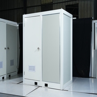 Conteneur préfabriqué de luxe WC portable extérieur préfabriqué remorque mobile de toilette à vendre