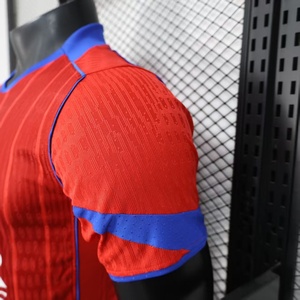 Camiseta de Fútbol de Manga Corta, Transpirable y de Secado Rápido, Unisex, Versión Jugador, Edición 25-26 Parisful Dos Jugadores - Product Image 3