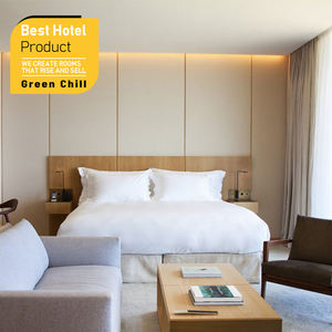 Ensemble de chambre à coucher d'hôtel de luxe, literie en lin doux, table de chevet élégante, esthétique contemporaine, hôtel boutique - Product Image 1