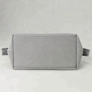 Bearky Sac cadre En Acier Mattel Beauté en cuir Pu Organisateur De Maquillage sac - Product Image 4