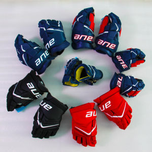 ถุงมือฮอกกี้น้ำแข็งรุ่นใหม่ ทนทานต่อแรงกระแทก ระดับมืออาชีพ สวมใส่สบาย ทนทานต่อการสึกหรอ น้ำหนักเบา - Product Image 1