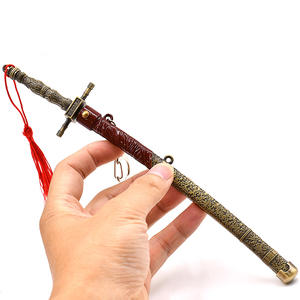 Superventas Bloodline Curse Pop-up Mini Tachi Senkage Espada y arma modelo llavero artículo decorativo mochila colgante 22CM - Product Image 6