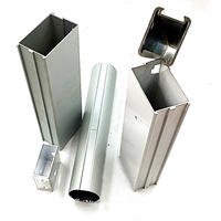 Fabrication sur mesure de tôles en aluminium industriel à bas prix, profilés pliés, pièces estampées en métal