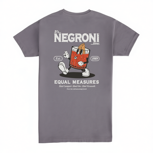 Camiseta Negroni Equal Measures gris con diseño de cóctel 1919 - Product Image 2