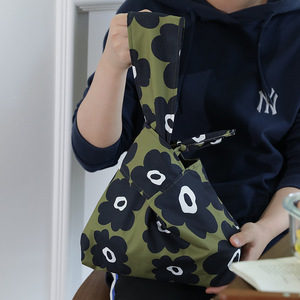 Minimalist Printed Water Repellent Bento Bag Insulated Lunch Bag For Student Work Daily Use - Product Image 1