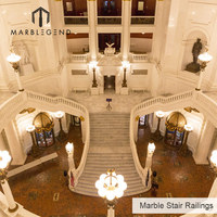 Projet de villa de luxe, design sur mesure, escalier incurvé en marbre intérieur, grand escalier