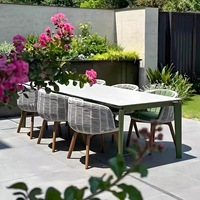 Modernes Komfortables Massivholz-Teak Outdoor-Esstisch- und Stuhl-Set für Villa und Park