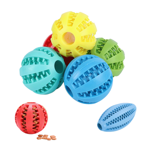 Boule de nourriture pour chien en caoutchouc Durable de vendeur chaud avec des cordes boules de mâcher de chien interactives pour des jouets de nettoyage de dents d'animal familier durables - Product Image 1