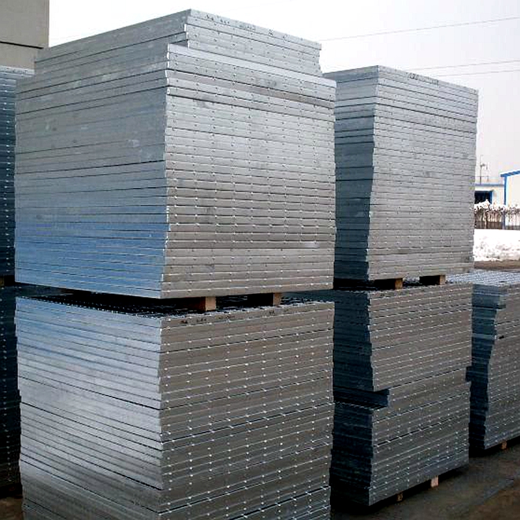 Manufacturers sell hot-dip galvanized steel grating, platform steel grating