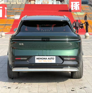 Bajo kilometraje, usado |   Zeekr Geely SUV 7X |   Nuevo Auto Eléctrico Chino de Energía Nueva |   Edición de Conducción Inteligente ADS de Largo Alcance 4WD - Product Image 5