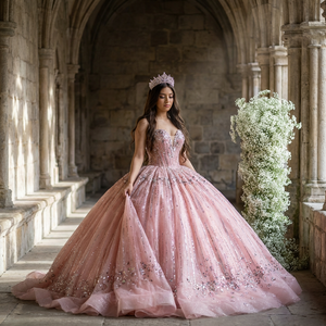 Vestido de Quinceañera Rosa Claro Dy6955, Vestido de Gala con Cola Watteau, 100% Algodón, Apliques Bordados, Encaje, Escote Corazón, Cintura Natural - Product Image 1