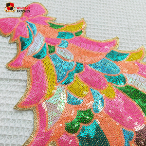 New tùy chỉnh bán buôn kỳ nghỉ Bow Cây giáng sinh long lanh lớn sequin thêu Stick sắt trên các bản vá lỗi cho quần áo - Product Image 4